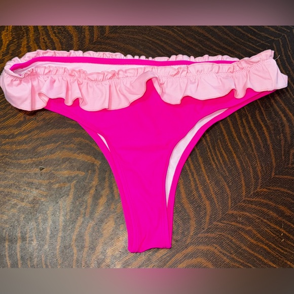 Summer Swimsuits BUNDLE of 4 (Size L, XL)… - Picture 14 of 15